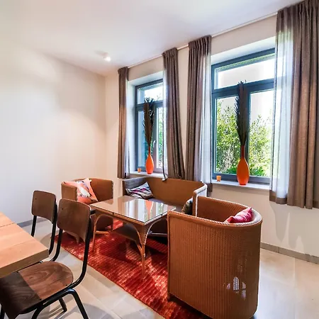 Charming Rural Retreat, Cleaning Included Holiday home