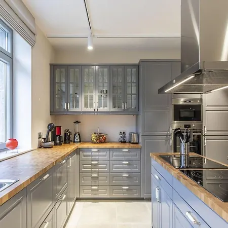 Charming Rural Retreat, Cleaning Included * Bourseigne-Neuve